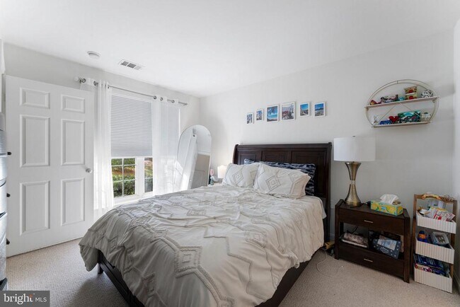 Photo - 8074 Nicosh Cir Ln