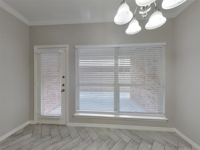 Photo - 6855 Tournament Dr