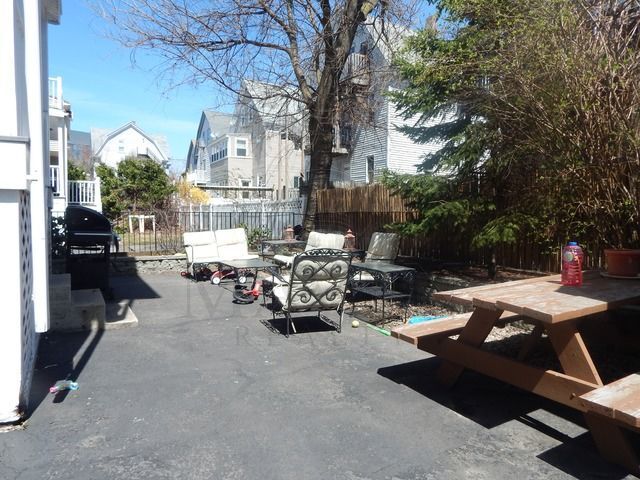 Photo - 93 Bromfield Rd Unit 1