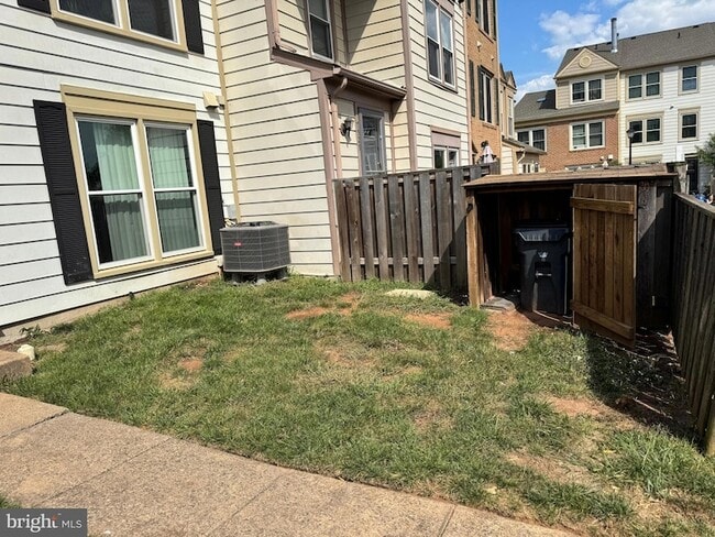 Photo - 7527 Belle Grae Dr
