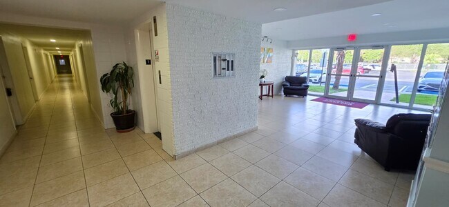 Photo - 16701 NE 14th Ave