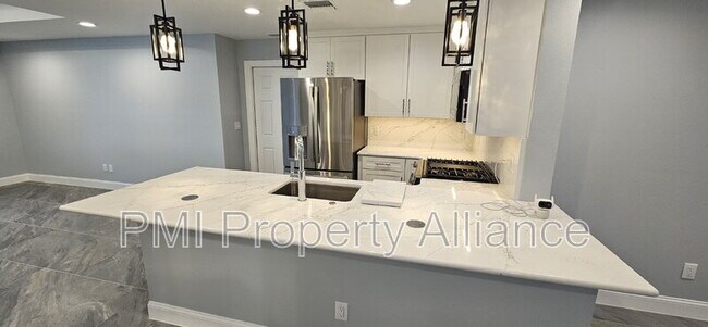 1120 Lincoln Terrace Unidad B