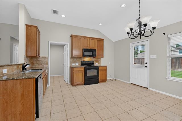 Photo - 1037 Johnson City Ave