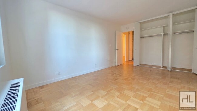 8th-Floor Turtle Bay One-Bedroom