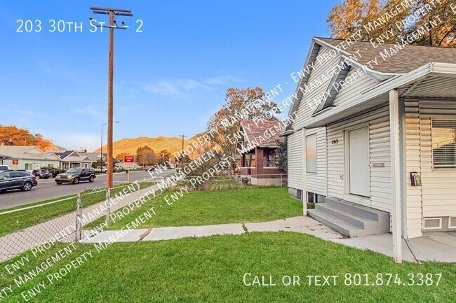 Photo - 203 30th St Unit 2