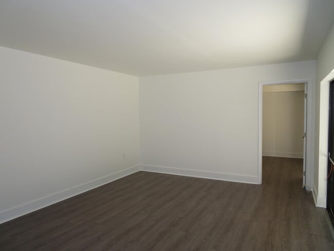 Photo - 1700 Embassy Dr Unit 708