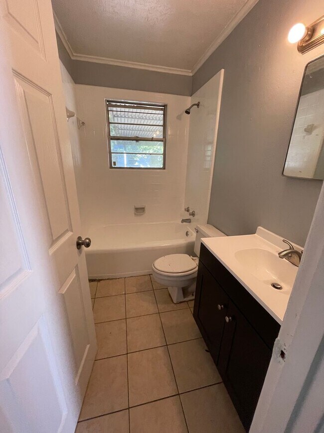 Photo - Two Bedroom Home in Queensborough