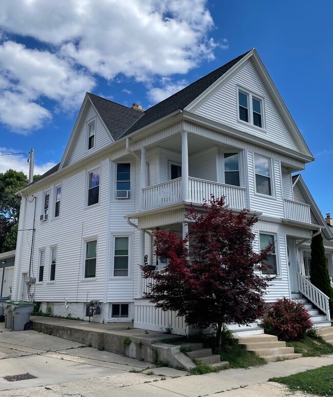 Photo - 722 E Conway St