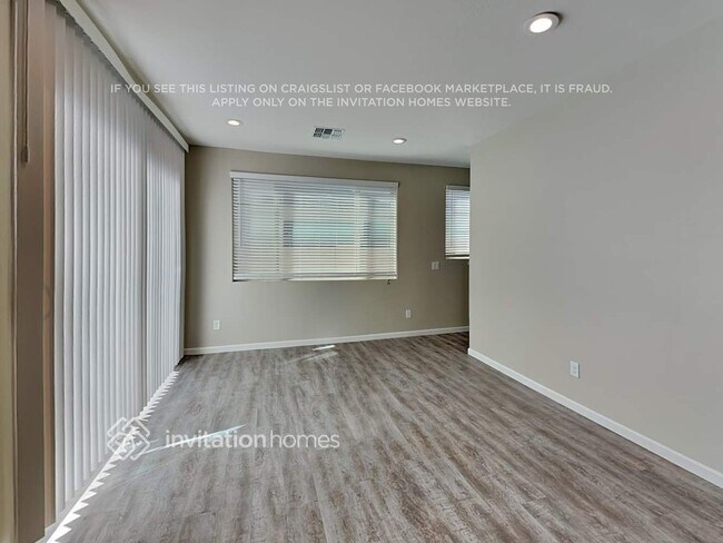 Photo - 18928 W Reade Ave