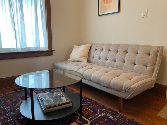 Photo - 32 Fernbank Ave Unit ID1325024P