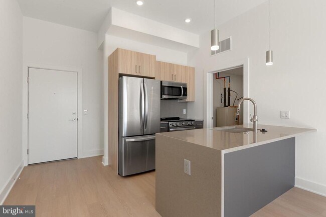 Photo - 1731 Tilghman St Unidad 301