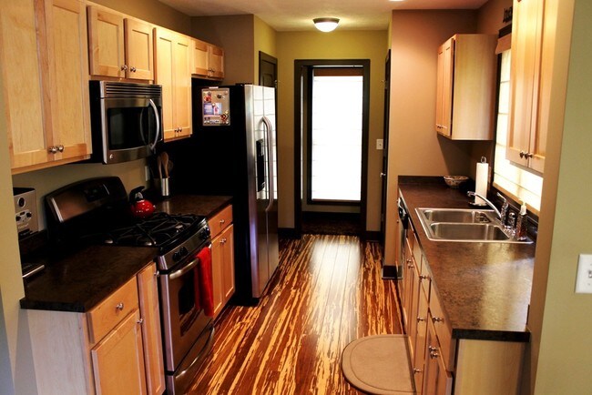 Cocina - 900 Blodgett St SE