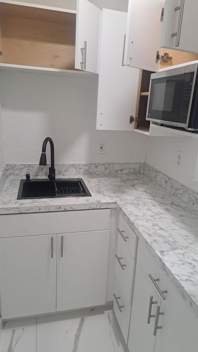 Photo - 1405 W Rambla St