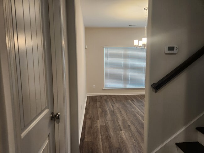 Photo - 271 Chestnut Dr