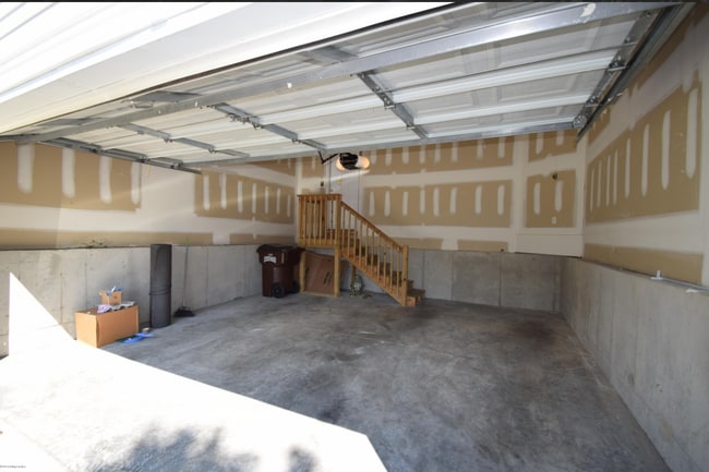 Photo - 5703 Georgia Ln