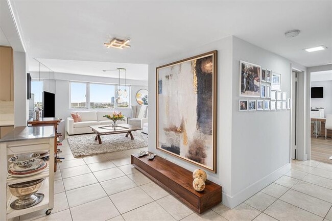 Photo - 3000 Holiday Dr Unit 1605
