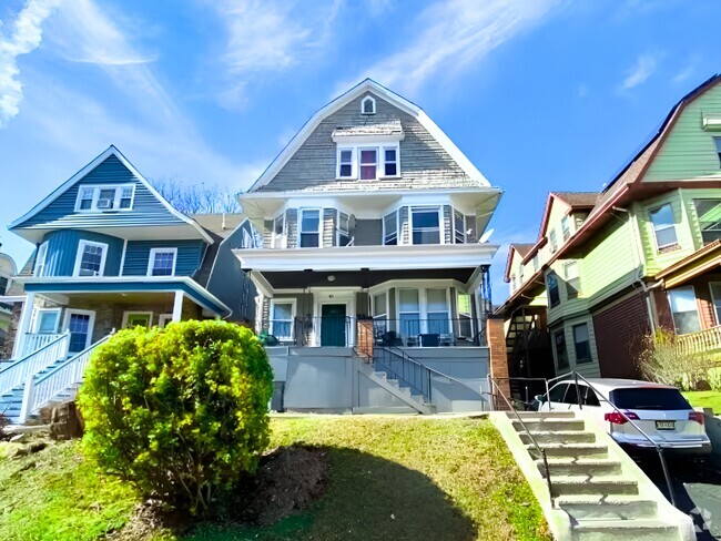 Building Photo - 45 Watson Ave Unit 3 Rental