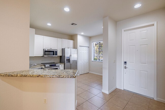 Photo - 805 Middleton Dr SW