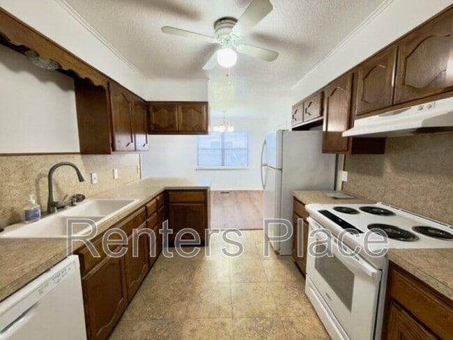 Photo - 1907 E 66th Pl