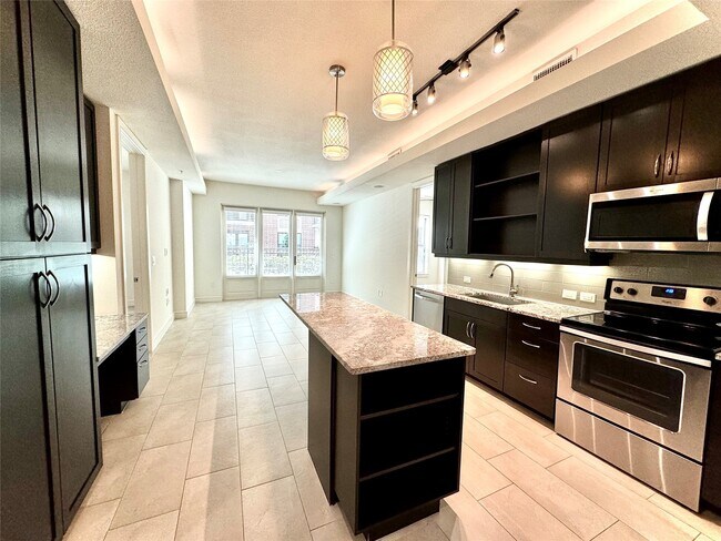 Building Photo - 2303 Mid Ln Unit 132 Rental