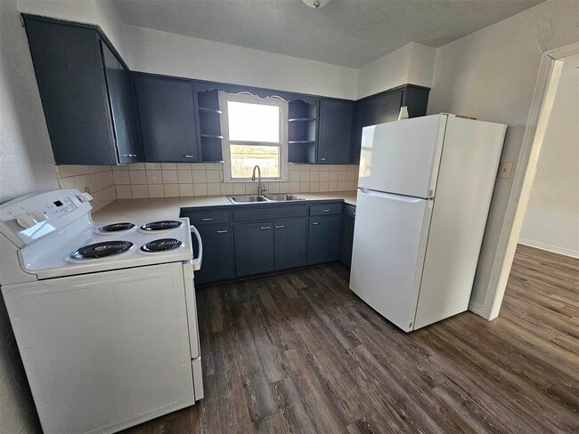 Photo - 2901 Prentice NW