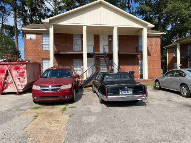 Building Photo - 1080 Wallace Rd Unit B5 Rental