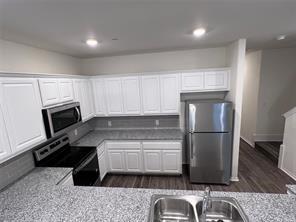 Photo - 807 S 6th St