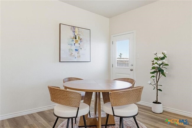 Photo - 504 Adley Ave Unidad A