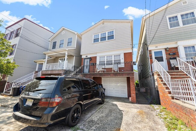 Photo - 50 Cottage St Unit 1