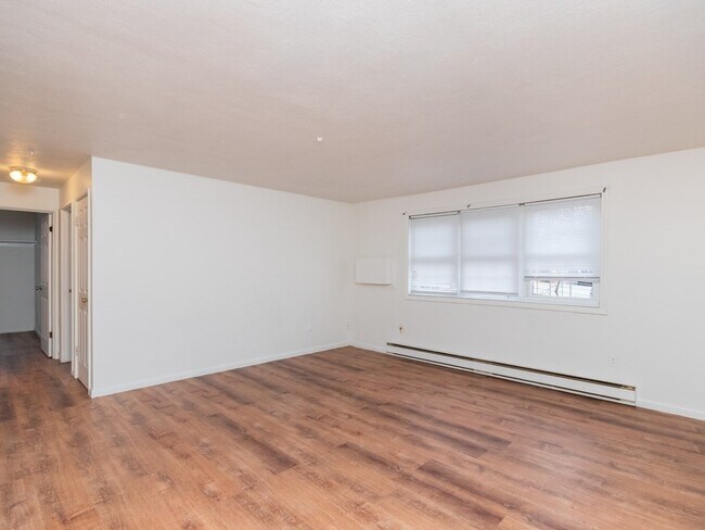 Photo - 84 Pleasant St Unit 3