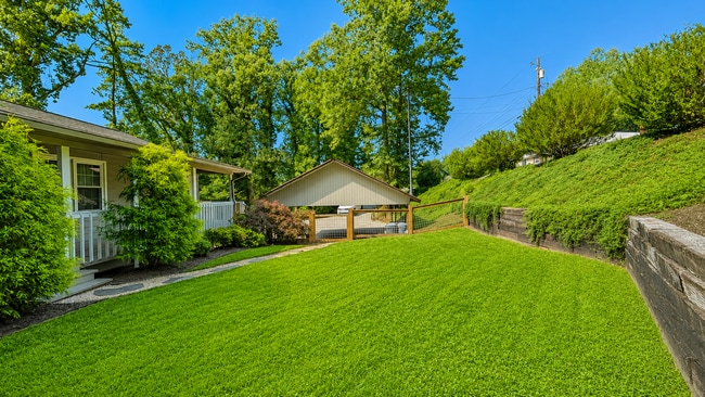 240 W View St