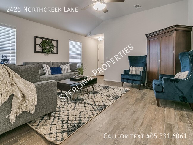 2425 Northcreek Ln