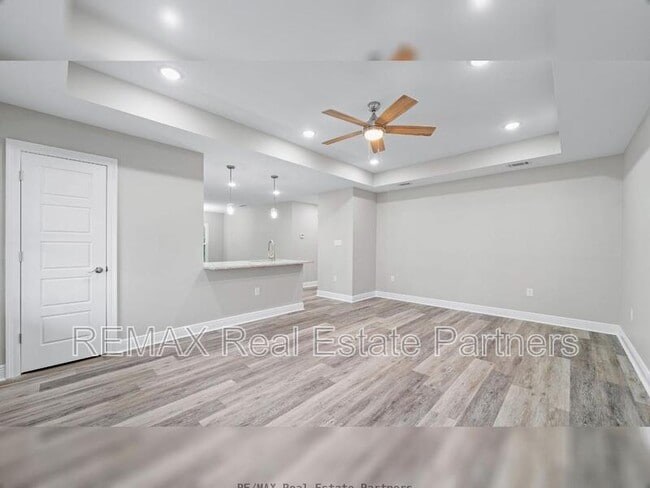 Photo - 15 Bellamy Ln