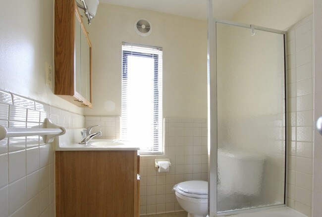 Photo - Montgomery Arms