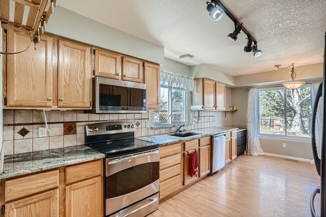 Photo - Evolve Real Estate and Property Management: Wonderful Home Available for move in on May 3rd!