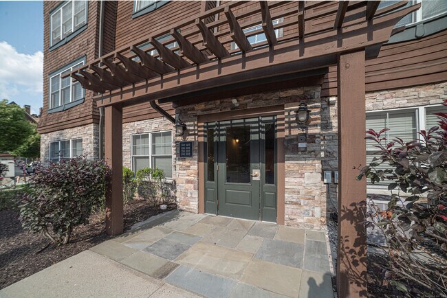 Photo - 16 Hayestown Rd Unidad C302