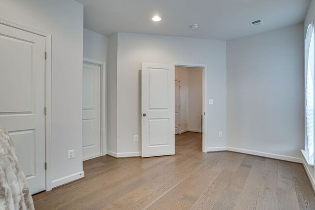 Photo - 518 Triggerfish Dr