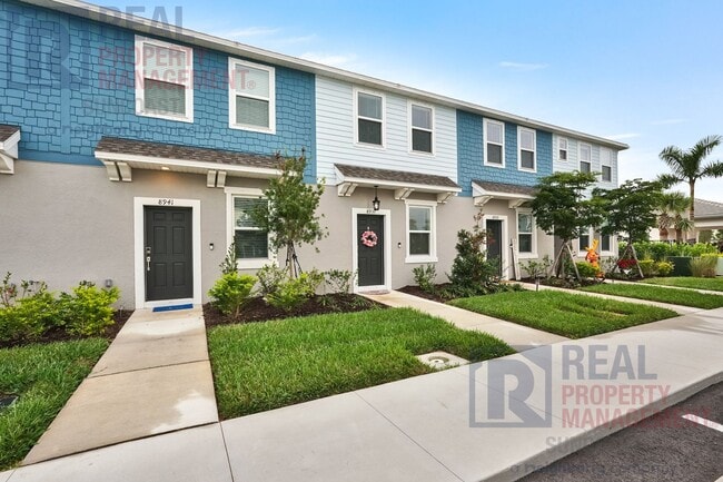 Photo - 8937 Daybreak St