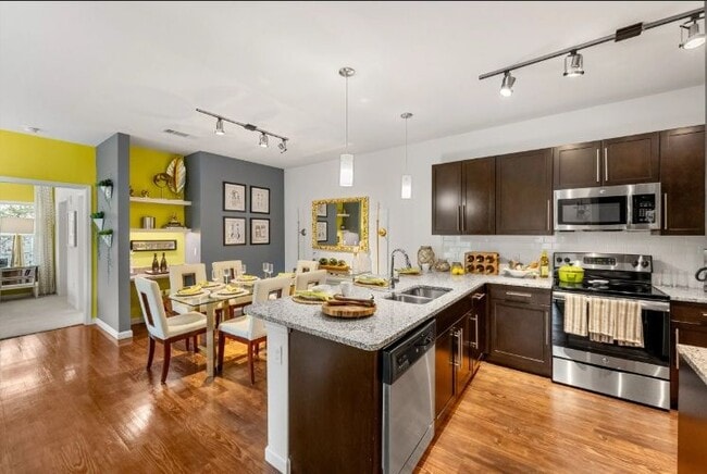 Photo - 12700 Ridgeline Blvd Unidad 18103HC