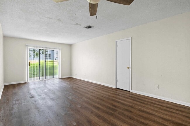 Photo - 2325 W Pensacola St Unit 121