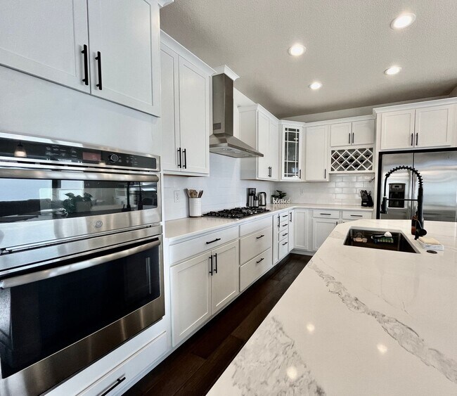 Photo - The Farm!! Like New with Custom Features T...