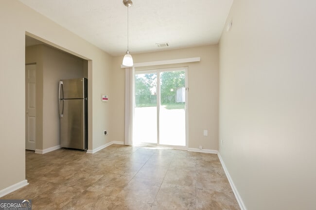 Photo - 2703 Holly Berry Dr