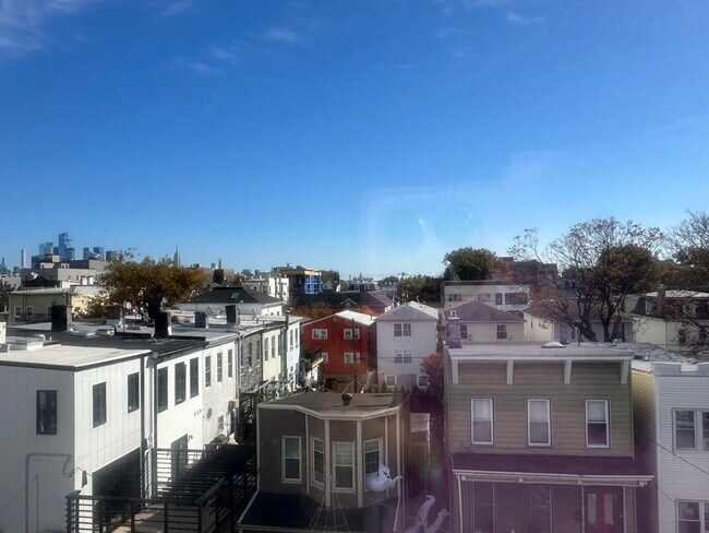 Photo - 275 Webster Ave Unit 8