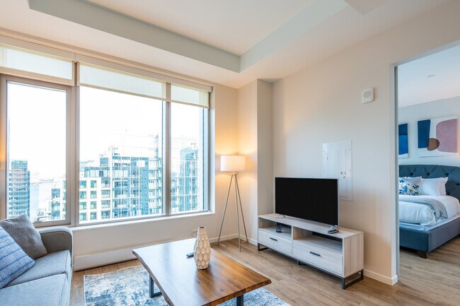 Photo - 131 Seaport Blvd Unidad SI FL22-ID1050347P