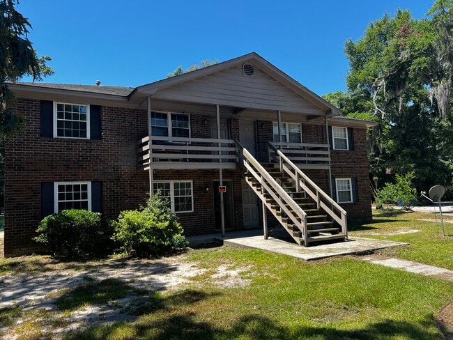 Building Photo - 11 Oak Forest Ln Unit A