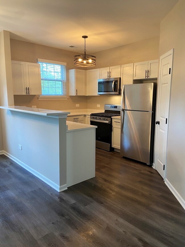 Photo - Randall Village