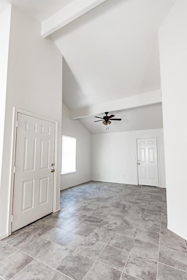 Photo - 9132 Putteet Rd Casa