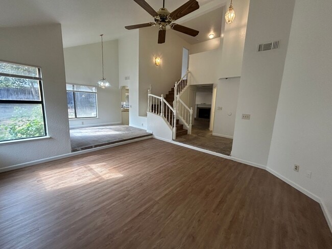 Photo - 2036 Sheldon Dr