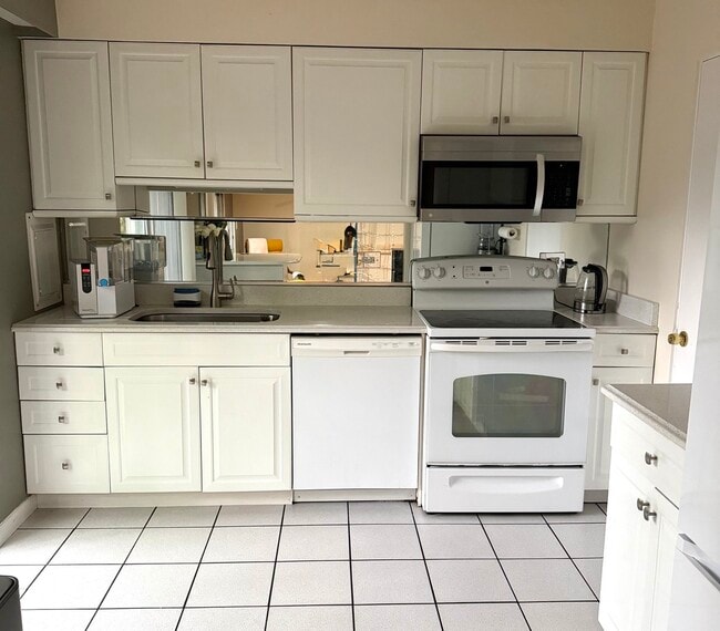Photo - 1531 Palmgren Dr