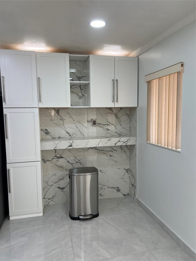 Photo - 13851 Oneida Dr Unit H1